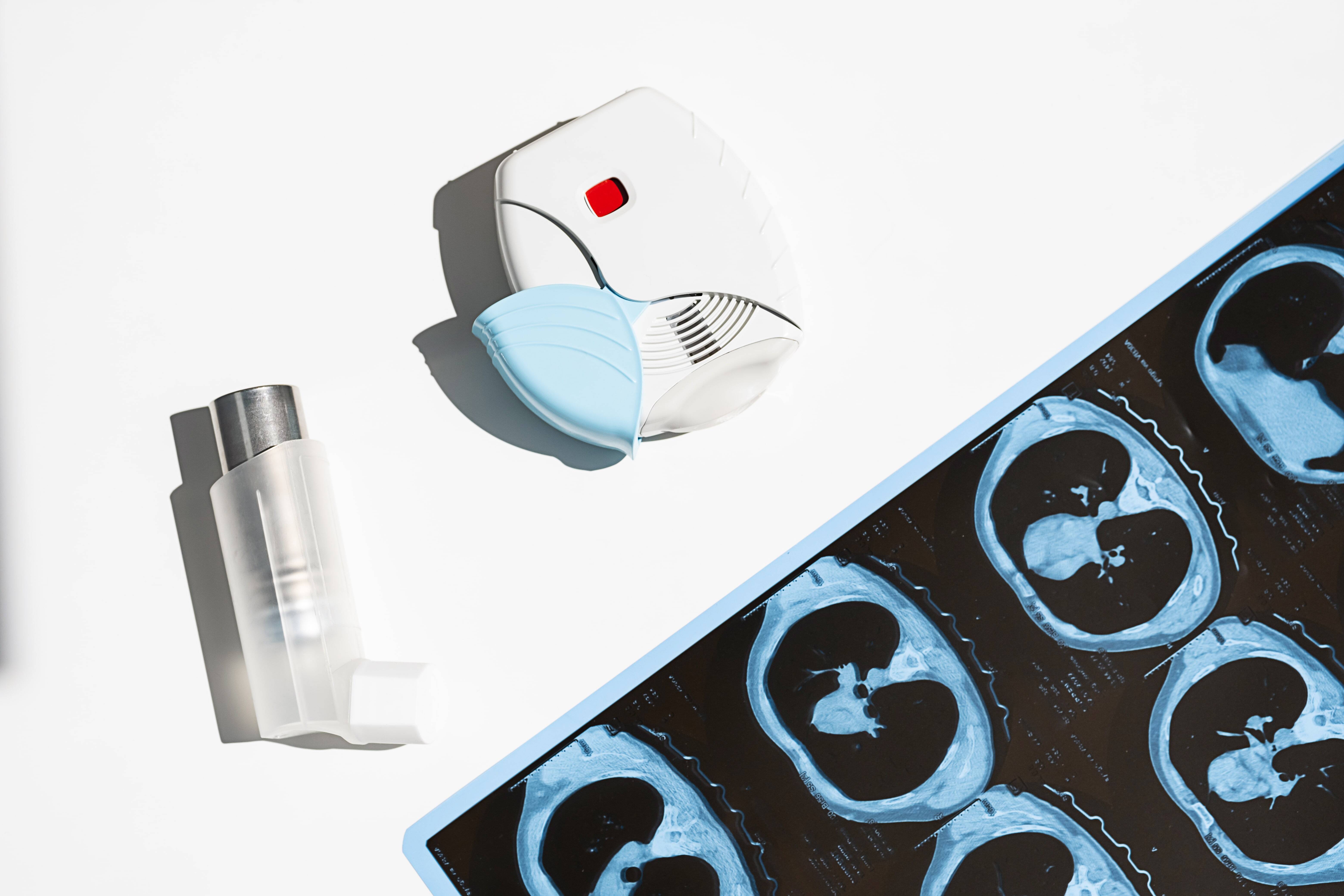 Inhalers and copy of an MRI scan – what you can and can’t show in medical device marketing in the UK and EU