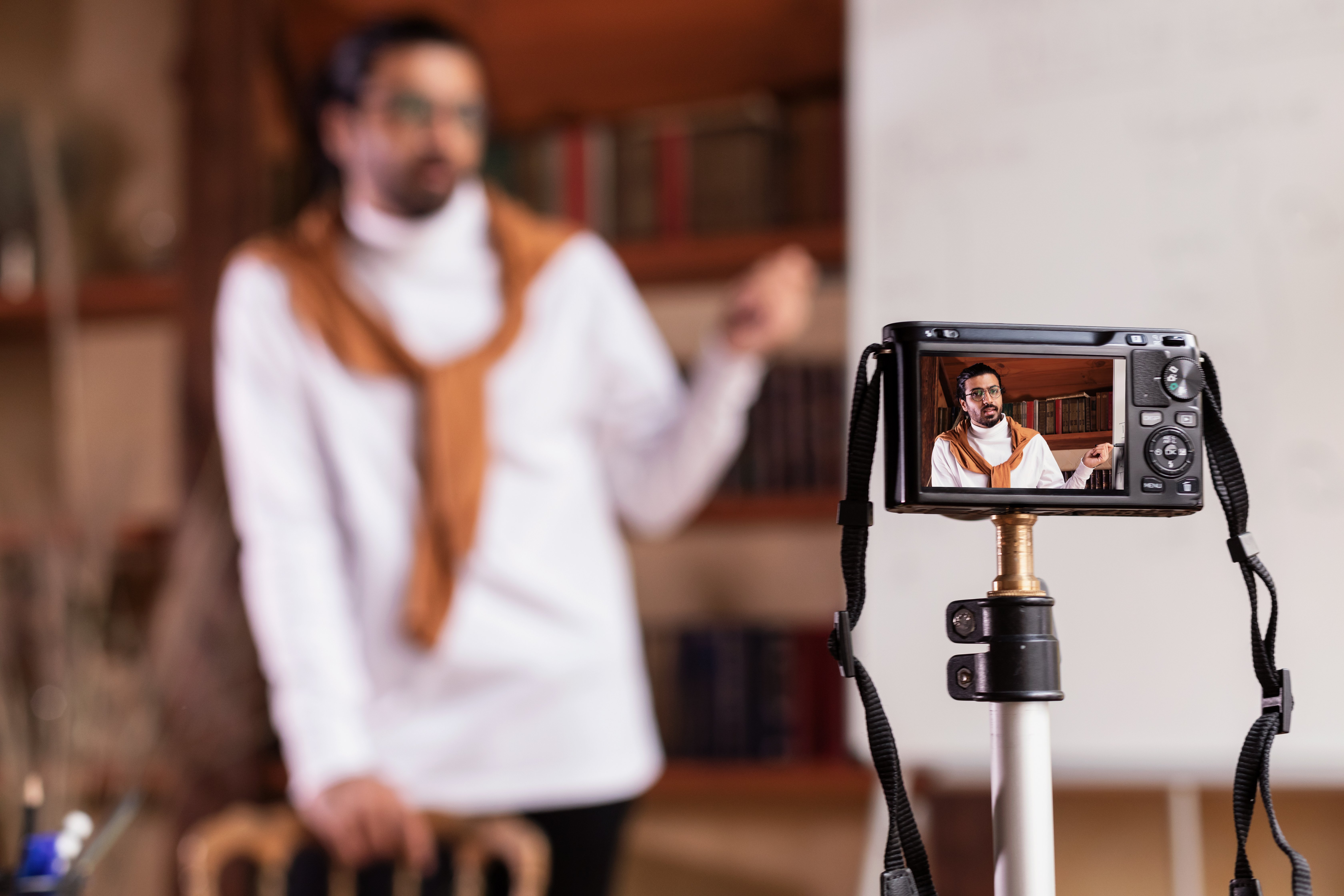 A marketer recording a personalised video to send to his clients